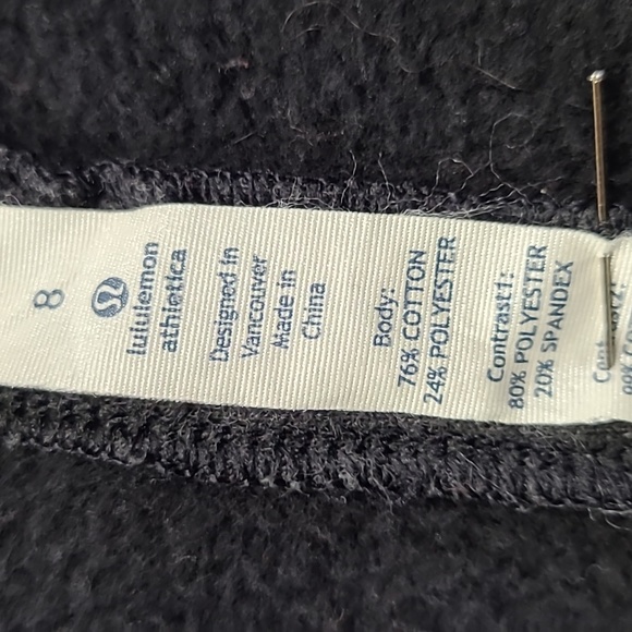 Lululemon jacket - Picture 4 of 4